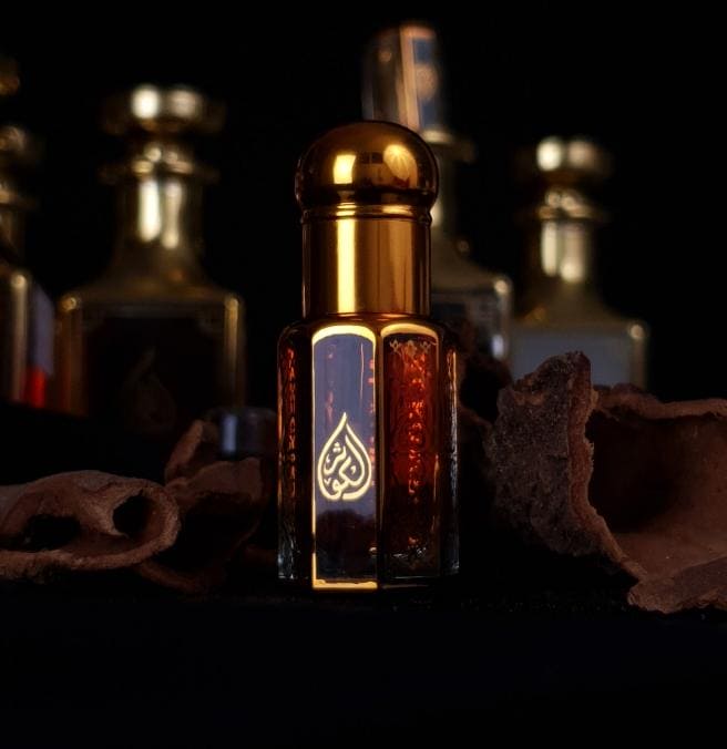 Oud Mukhalat (100% Natural)